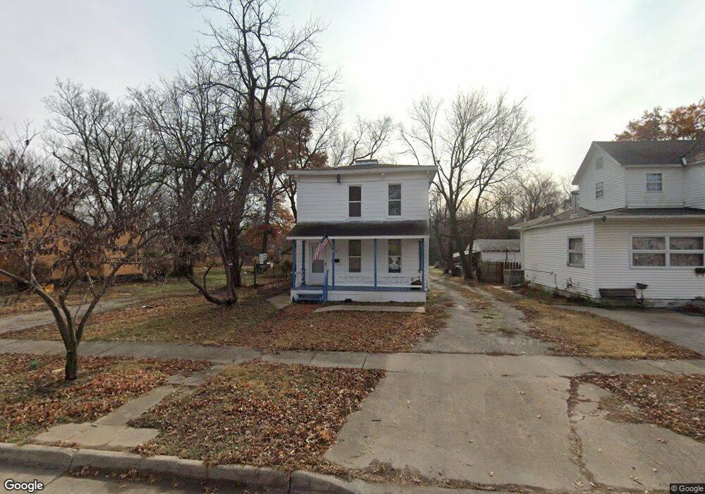 1718 Appleton Ave, Parsons, KS 67357 - photo 1