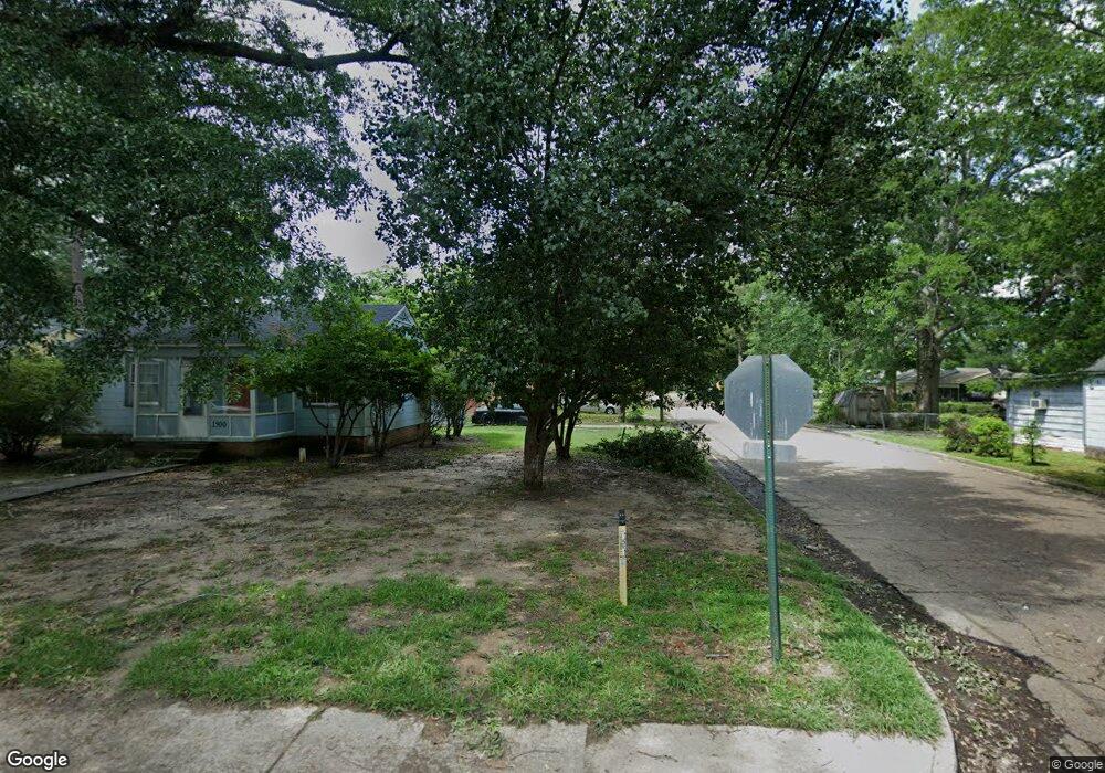 814 Poplar Dr, Laurel, MS 39440 - photo 1