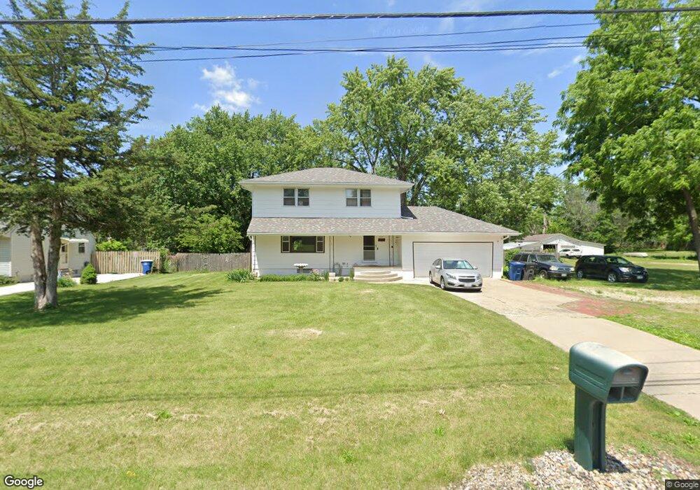 3234 E Shawnee Ave, Des Moines, IA 50317 - photo 1