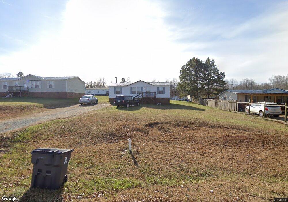 1312 Summer Dr, Siler City, NC 27344 - photo 1