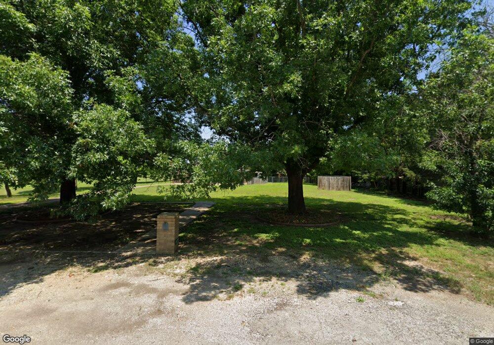 2608 N Preston St, Ennis, TX 75119 - photo 1