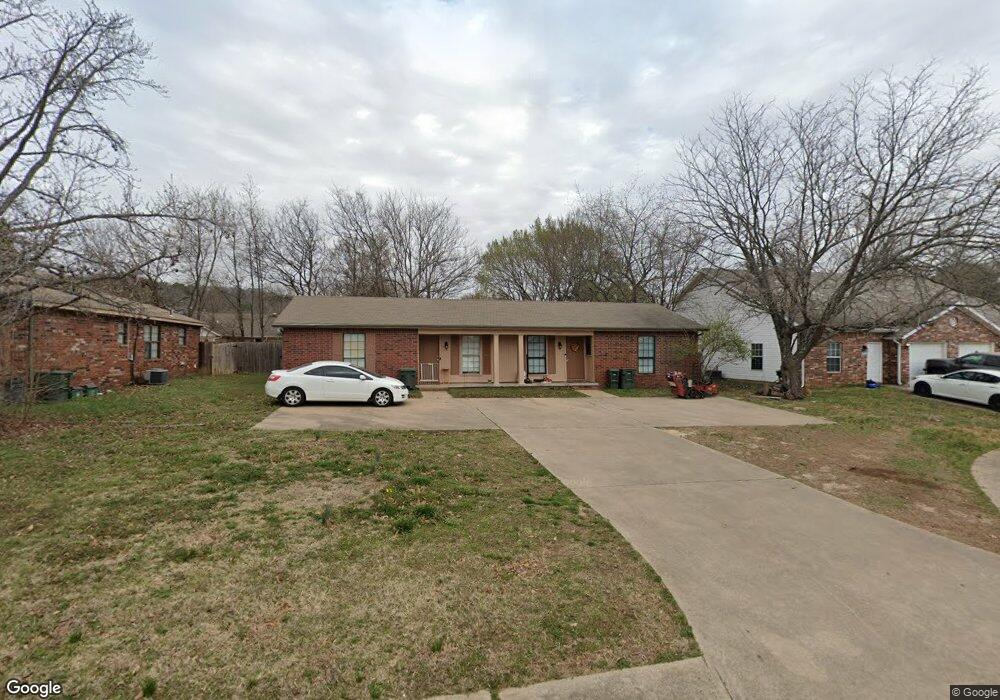 1662 E Evalyn Cir, Fayetteville, AR 72701 - photo 1