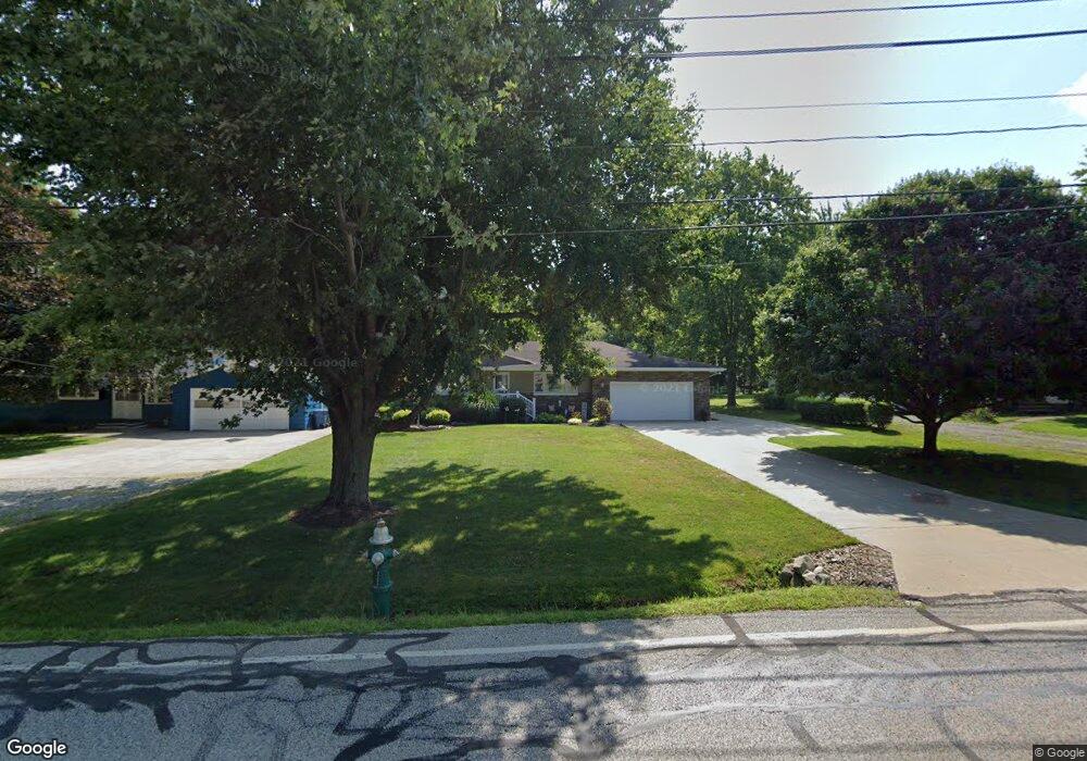 7623 Fitch Rd, Olmsted Township, OH 44138 - photo 1