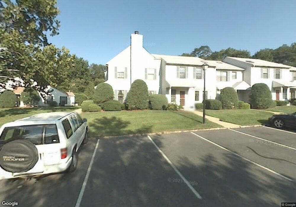 1002 Maplecrest Rd, Edison, NJ 08820 - photo 1