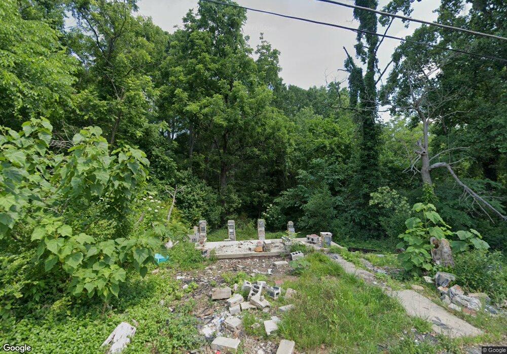 321 Newton Ave, Statesville, NC 28677 - photo 1