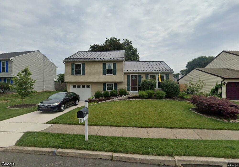 414 Federal Ln, Morrisville, PA 19067 - photo 1