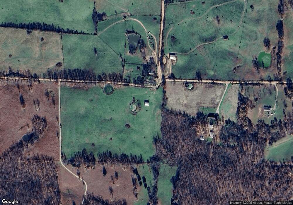 137 Stateline Rd, Mammoth Spring, AR 72554 - photo 1