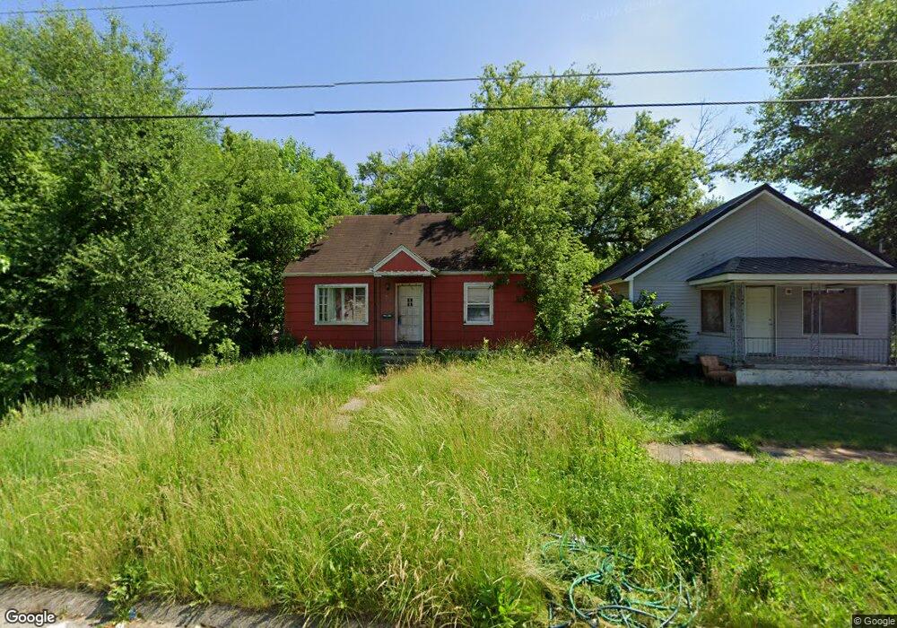 711 Waldman Ave, Flint, MI 48507 - photo 1