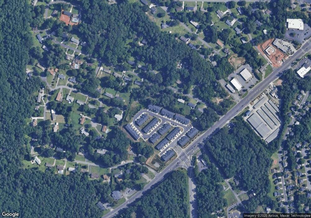 1098 Arrowlake Rd, Marietta, GA 30064 - photo 1