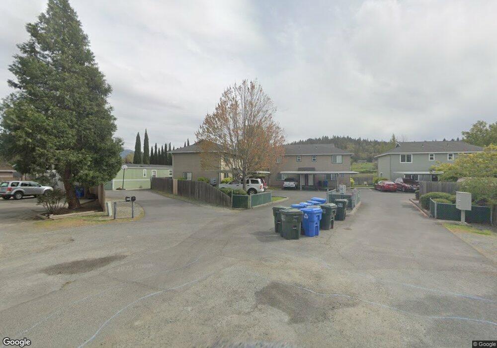 329 Pardee Ln, Grants Pass, OR 97527 - photo 1