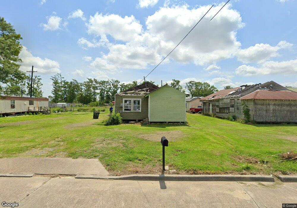 904 Peach St, Houma, LA 70363 - photo 1