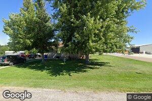 308 E Dequine St, Wilcox, NE 68982