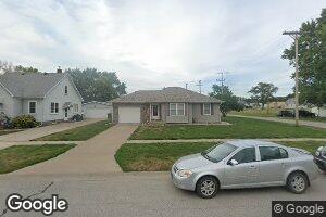 810 3rd St, Durant, IA 52747