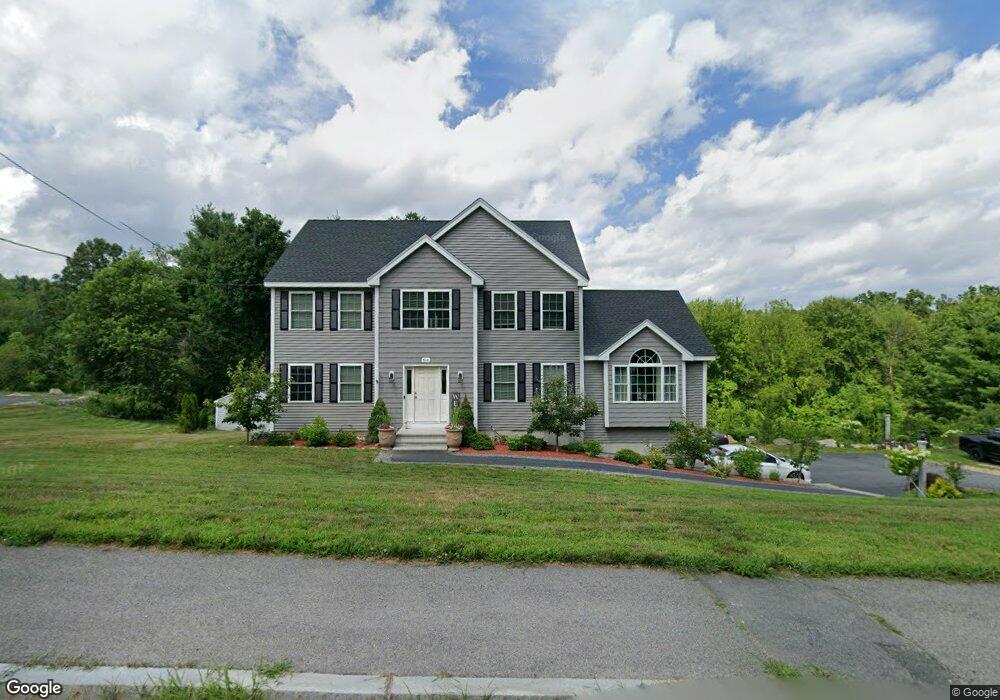 806 Methuen St, Dracut, MA 01826 - photo 1