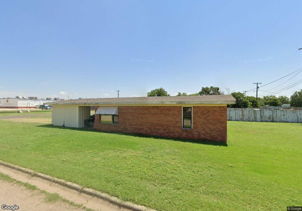 2619 W 5th St, Plainview, TX 79072 - photo 1