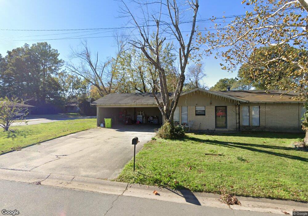 1209 N Porter St, Stuttgart, AR 72160 - photo 1