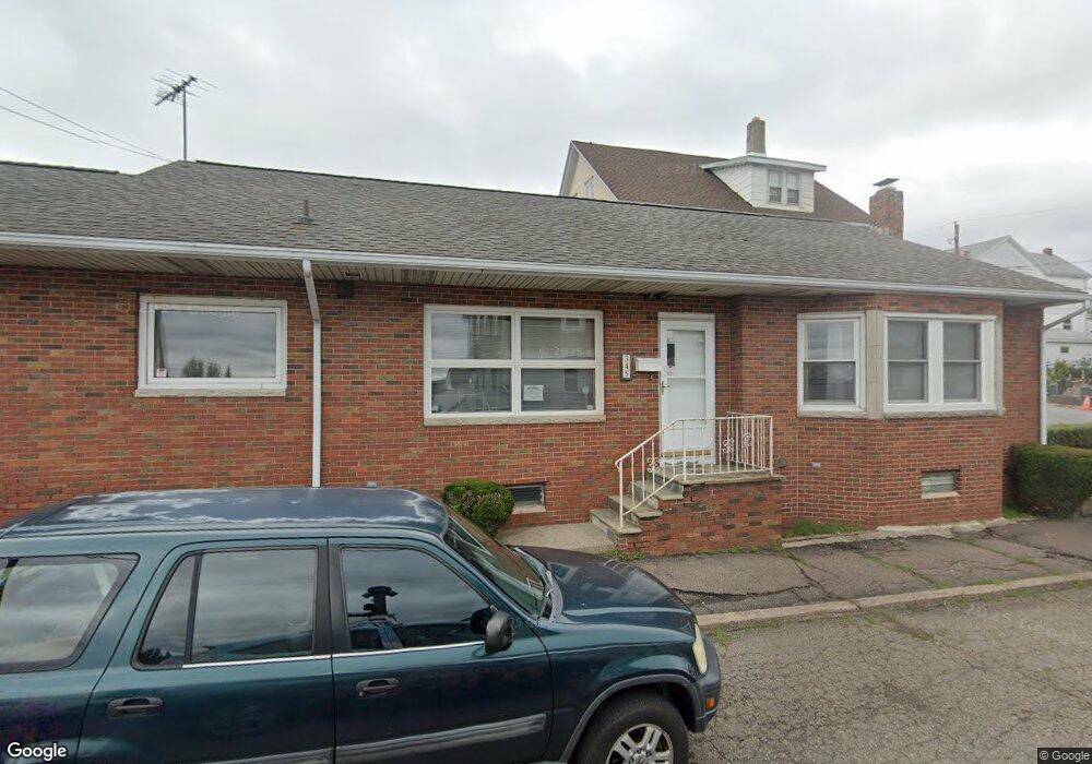 345 E 8th St, Hazleton, PA 18201 - photo 1