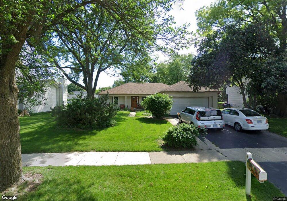 432 Westglen Dr, Naperville, IL 60565 - photo 1