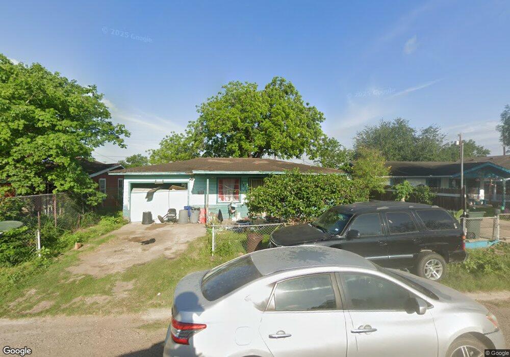 1613 Scotty St, San Juan, TX 78589 - photo 1