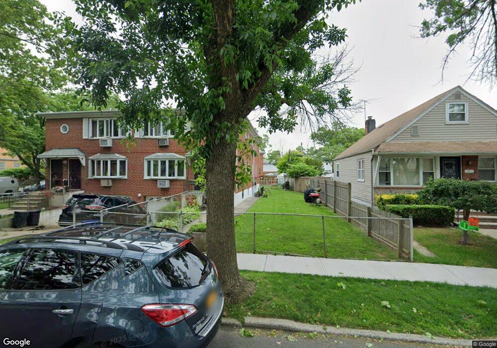 15707 17th Rd, Whitestone, NY 11357 - photo 1