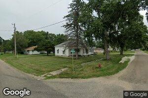 418 W Nichols St, Stronghurst, IL 61480