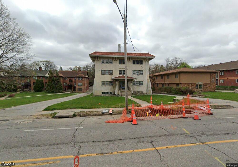 4000 University Ave unit 3, Des Moines, IA 50311 - photo 1