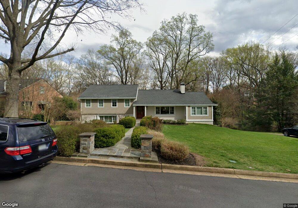 1615 Brookside Rd, McLean, VA 22101 - photo 1