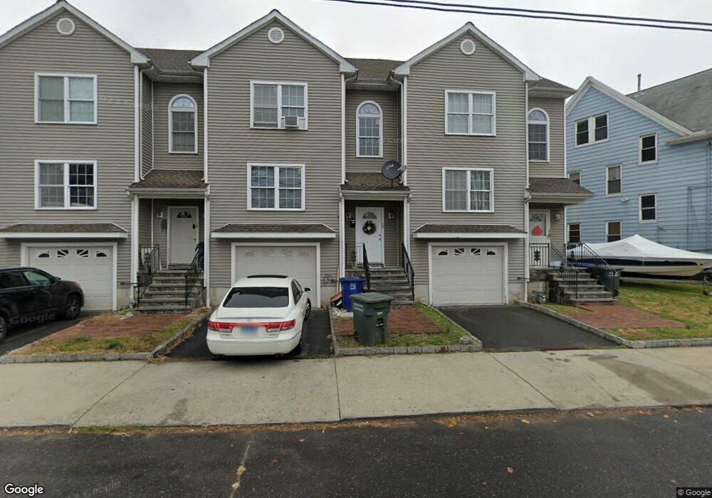 12 Gurdon St, Bridgeport, CT 06606 - photo 1