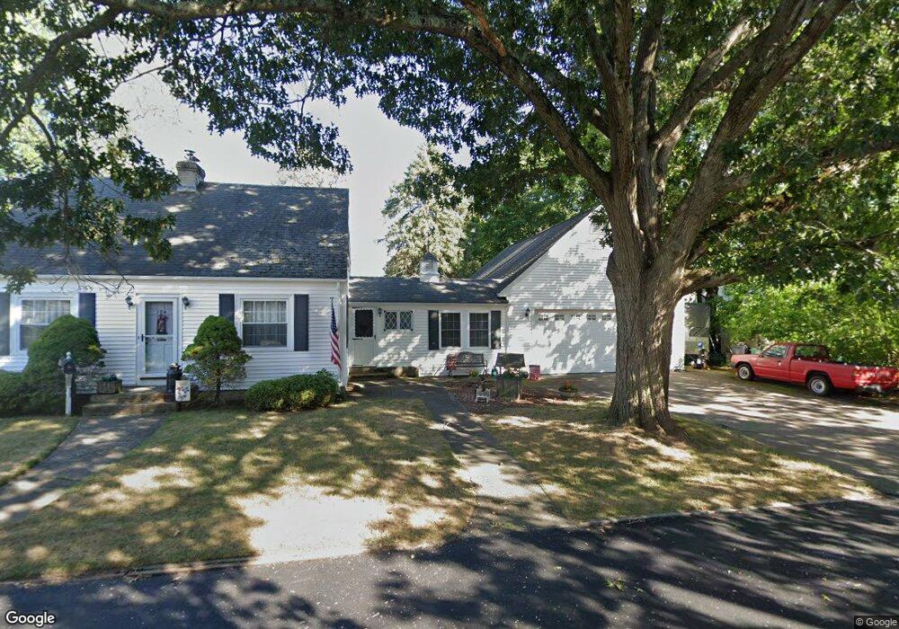 174 Trinity St, Warwick, RI 02886 - photo 1