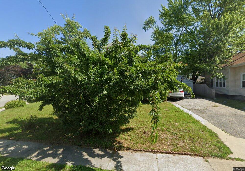 126 Pawtuxet Ave, Cranston, RI 02905 - photo 1