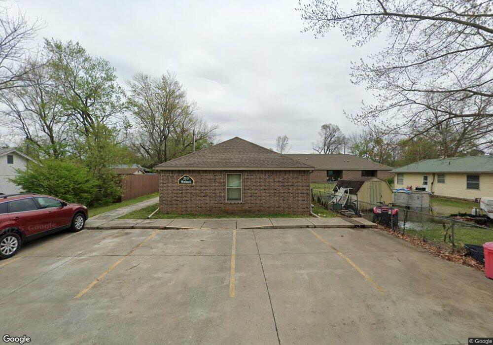 210 Walnut St, Prairie Grove, AR 72753 - photo 1