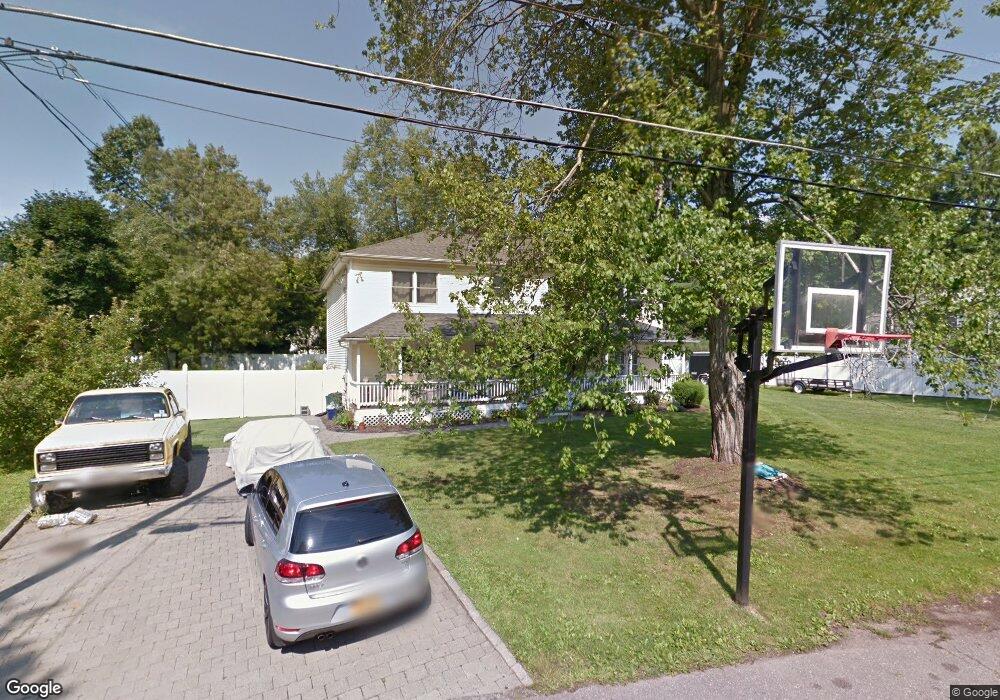 10 Clinton Ave, Cortlandt Manor, NY 10567 - photo 1