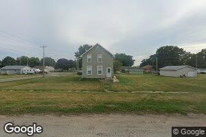909 4th St, Durant, IA 52747