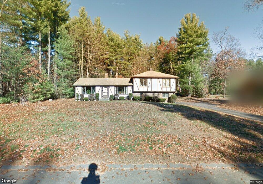 9 Pheasant Dr, Holyoke, MA 01040 - photo 1