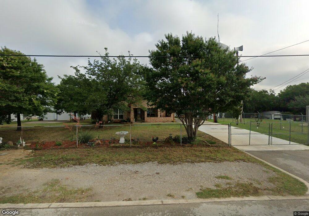 621 Knox Ave, Boyd, TX 76023 - photo 1