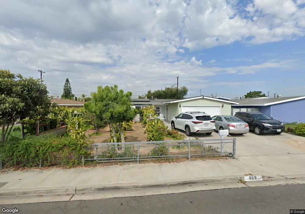 809 S Kenmore St, Anaheim, CA 92804 - photo 1