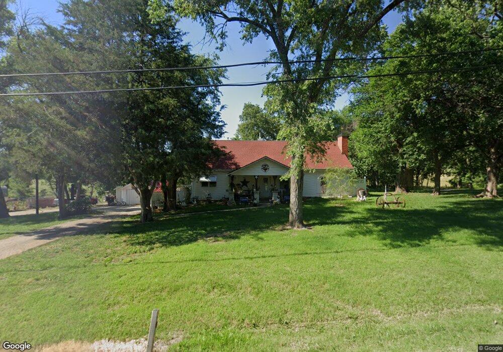 1228 NW 62nd St, Topeka, KS 66618 - photo 1