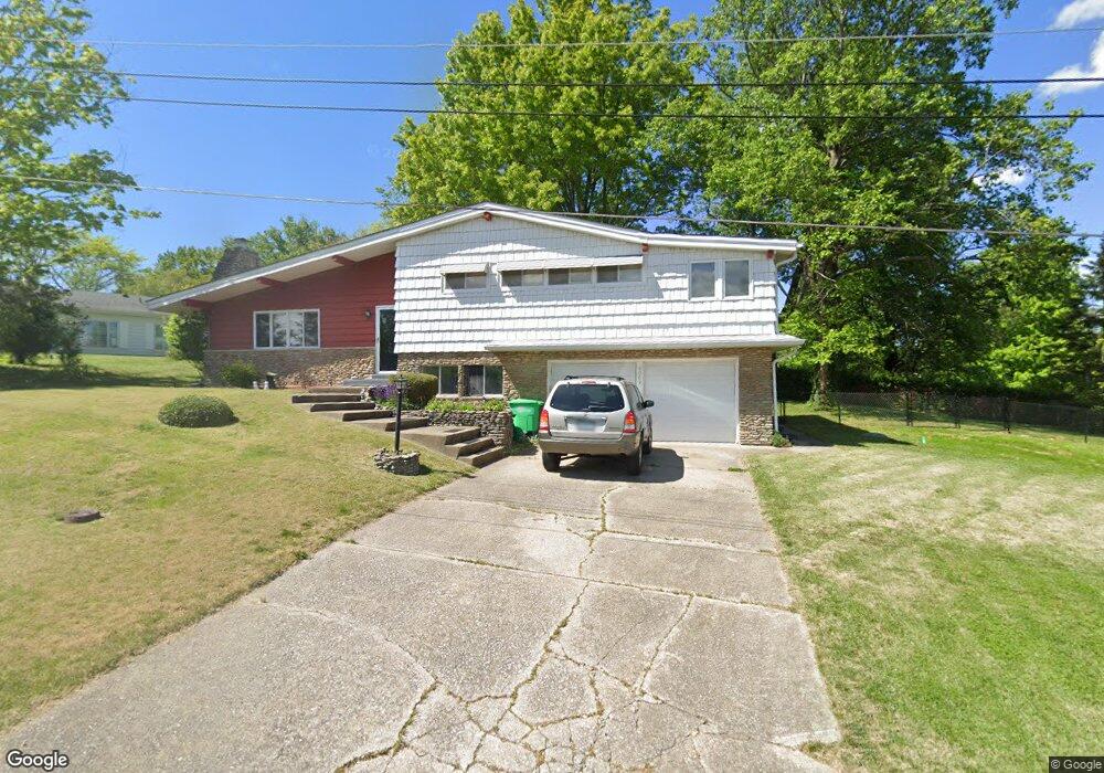 8002 Circle Dr, Georgetown, IN 47122 - photo 1