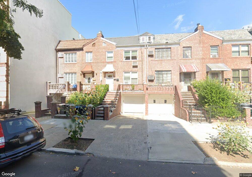 3272 42nd St, Astoria, NY 11103 - photo 1