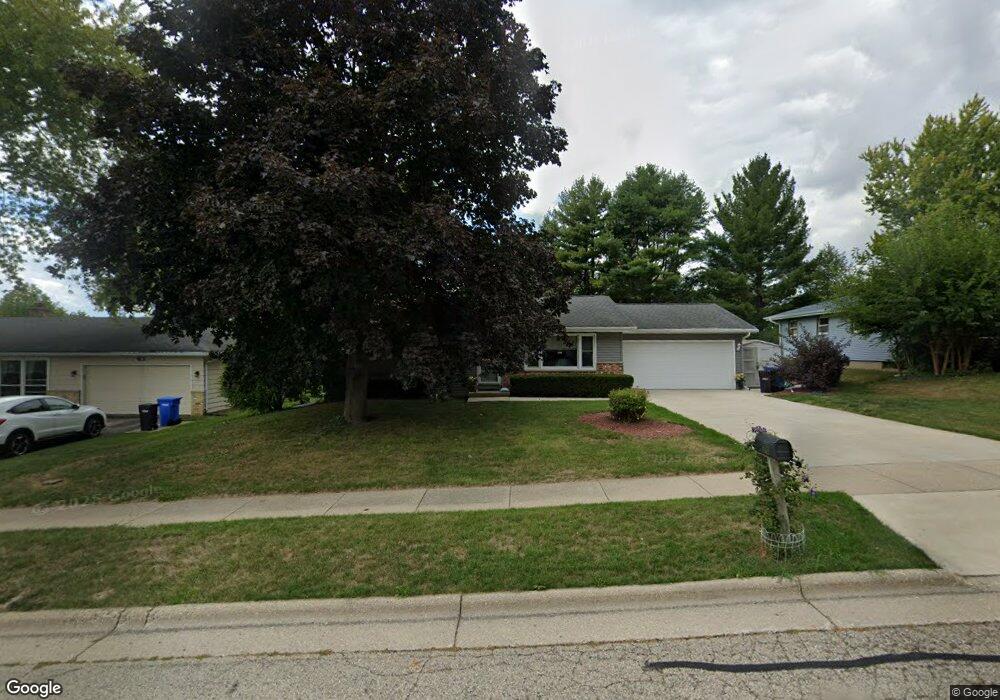 670 Dunn Ave, Oregon, WI 53575 - photo 1