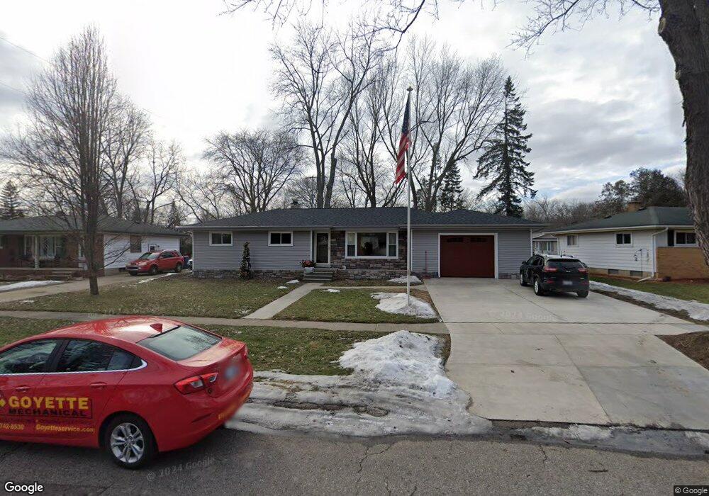 925 Kay St, Davison, MI 48423 - photo 1