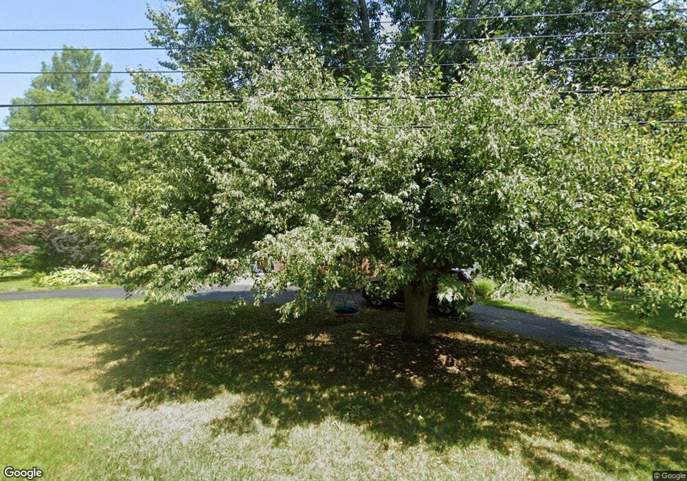 2315 Cayuga Rd, Schenectady, NY 12309 - photo 1