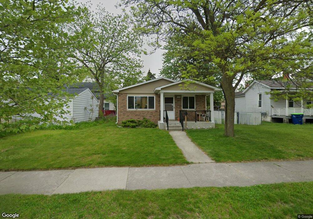316 N Jefferson St, Bay City, MI 48708 - photo 1