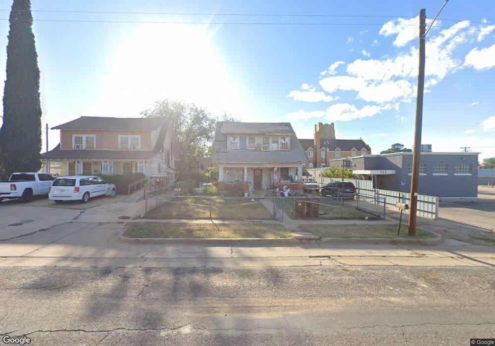 704 Johnson St, Big Spring, TX 79720 - photo 1