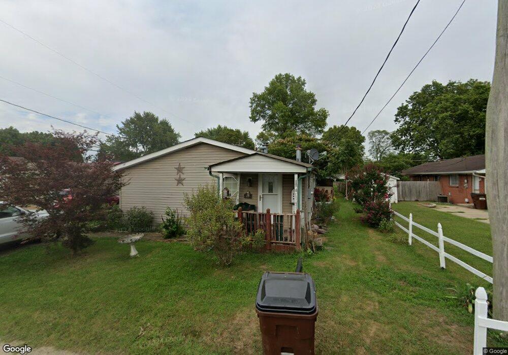 207 S Grant St, Edinburgh, IN 46124 - photo 1