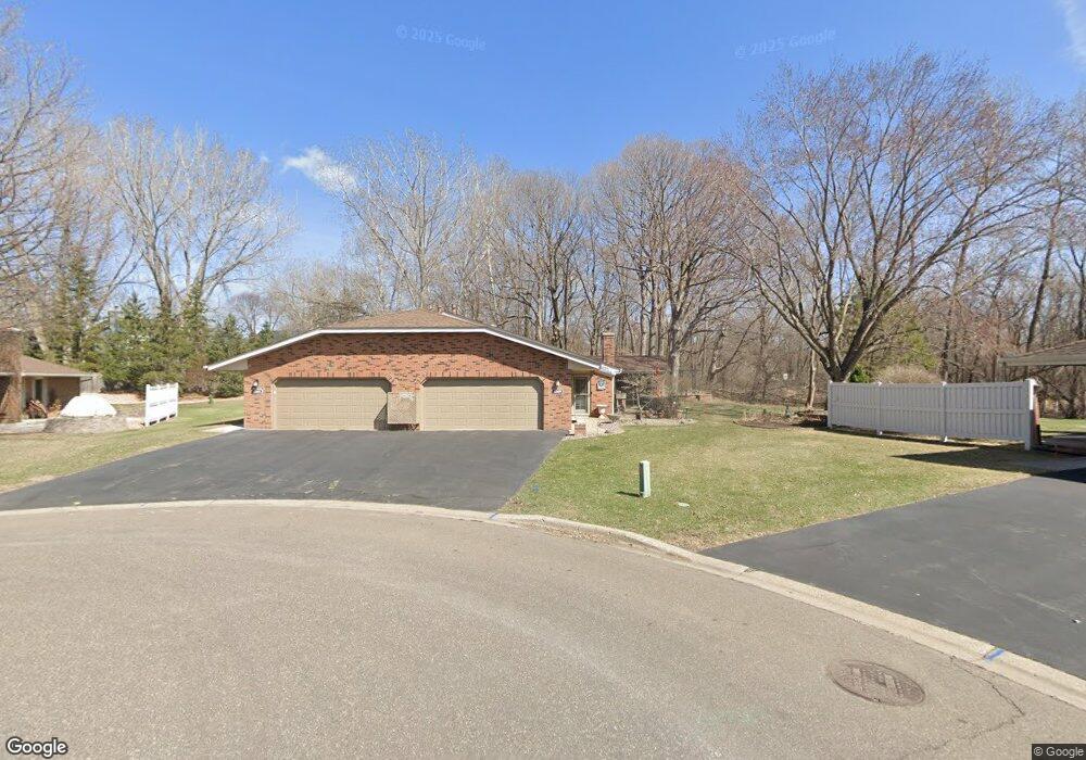 4569 Aspenwood Trail, Minnetonka, MN 55345 - photo 1