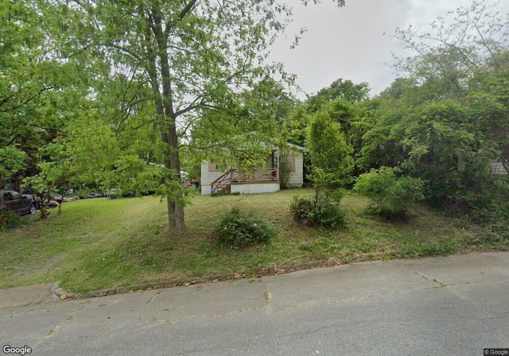 516 Robert Henry St, Macon, GA 31206 - photo 1