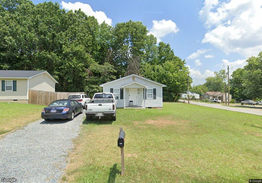 1000 Breeze Way Ct, Asheboro, NC 27203 - photo 1