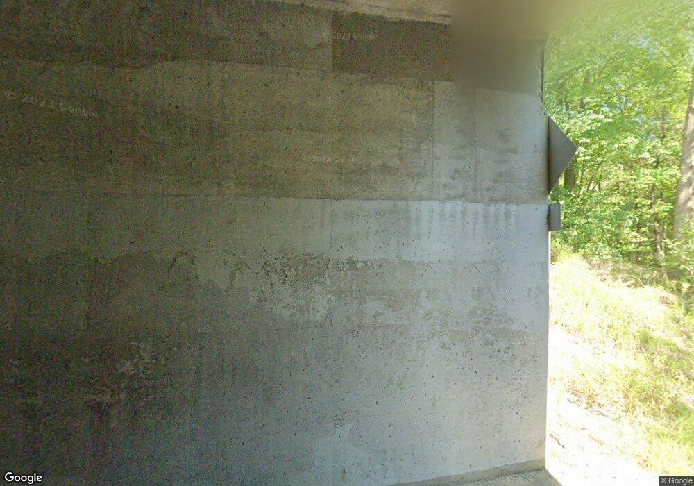 93 Hackett Hill Rd unit 6, Manchester, NH 03102 - photo 1