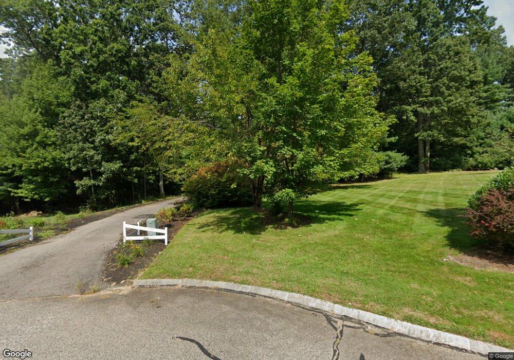 28 Cypress Ln, Franklin, MA 02038 - photo 1